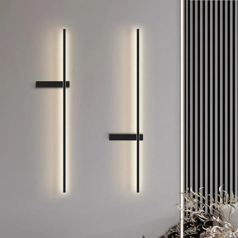 Czarna lampa ścienna, nowoczesna minimalistyczna do sypialni