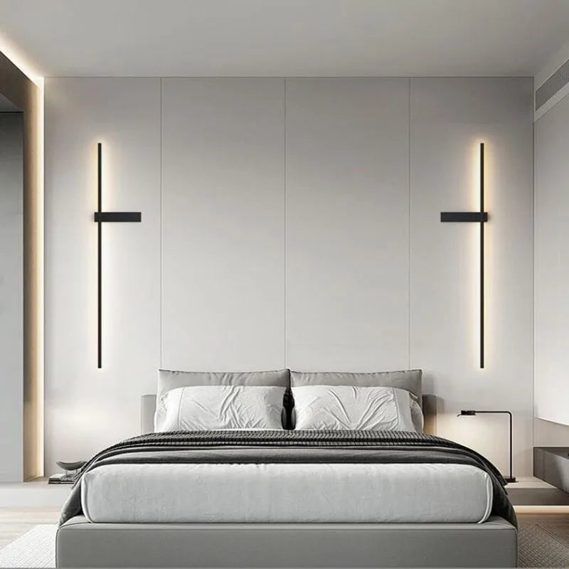 Czarna lampa ścienna, nowoczesna minimalistyczna do sypialni